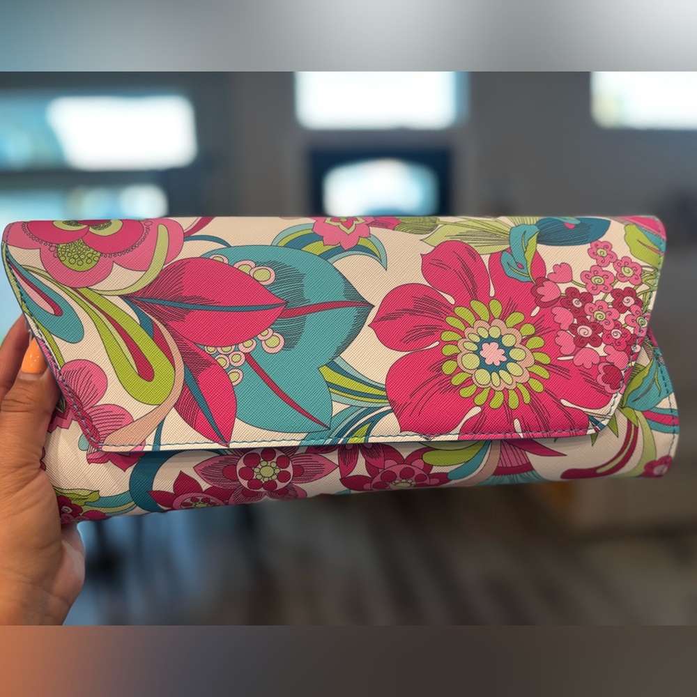 *NWT* Trina Turk Summer Floral Clutch